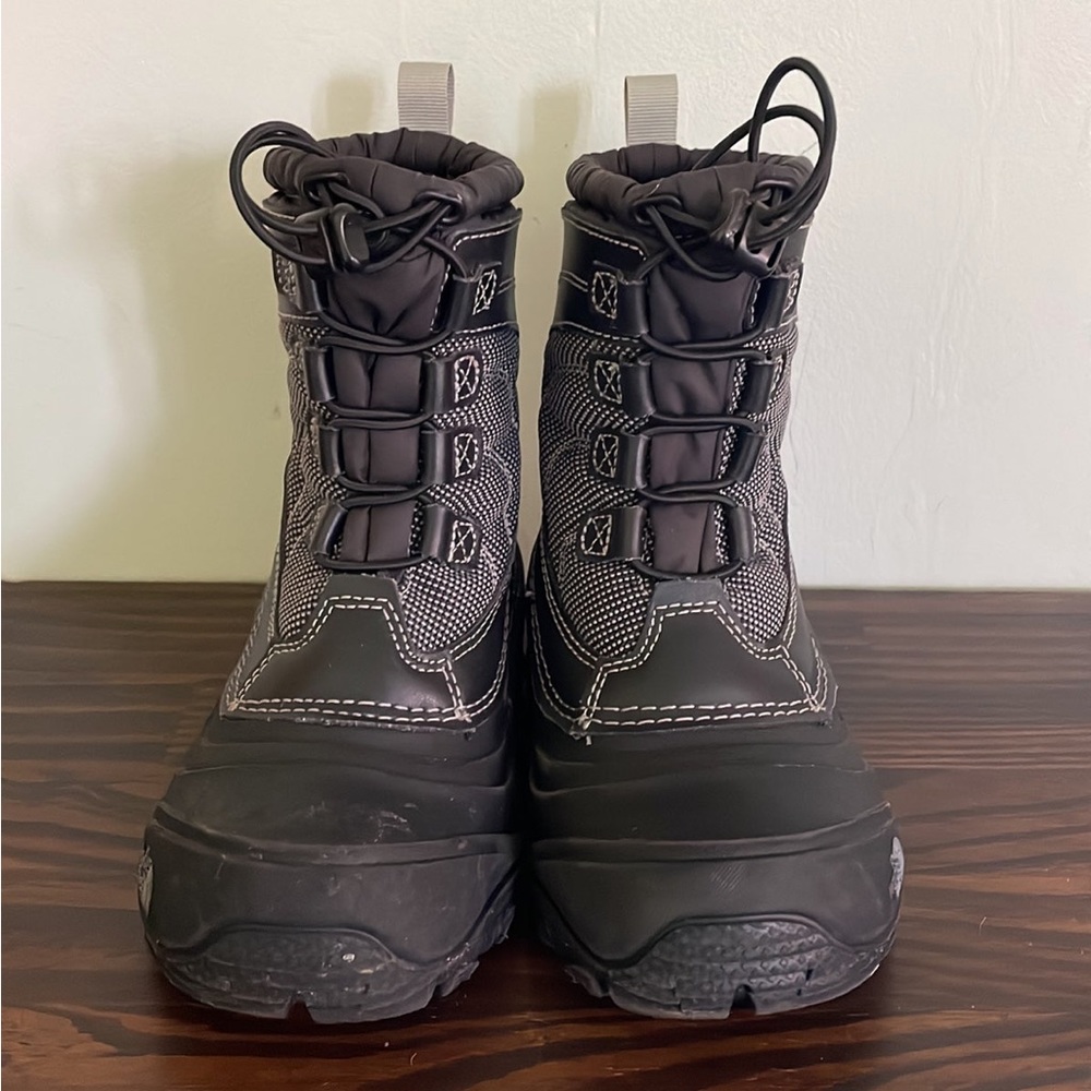 The Northface kids winter boots
